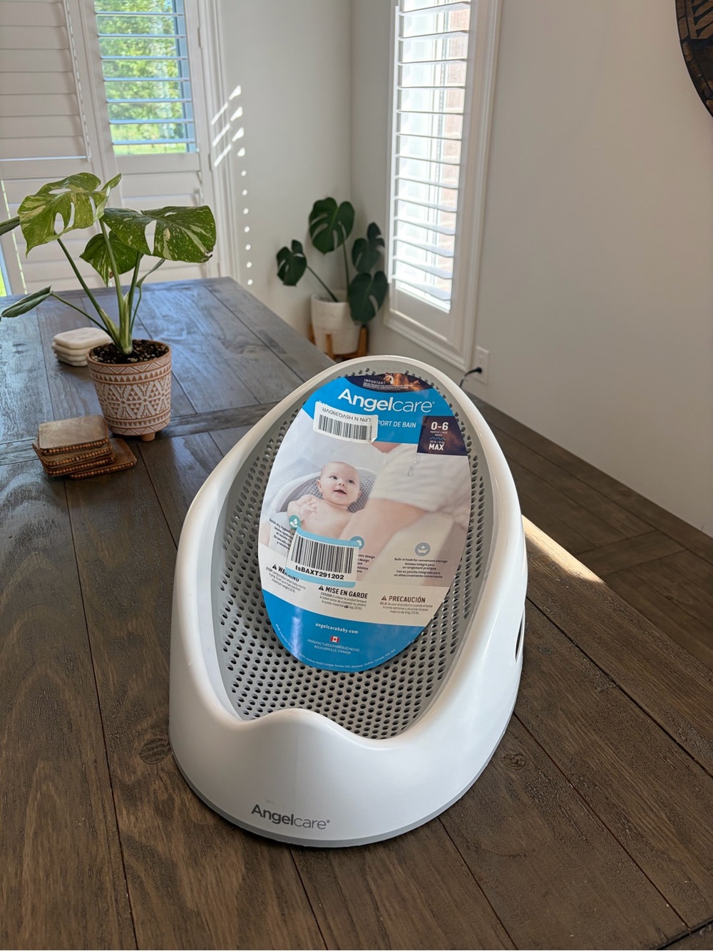 White Baby Bath Support (0-6 Months)